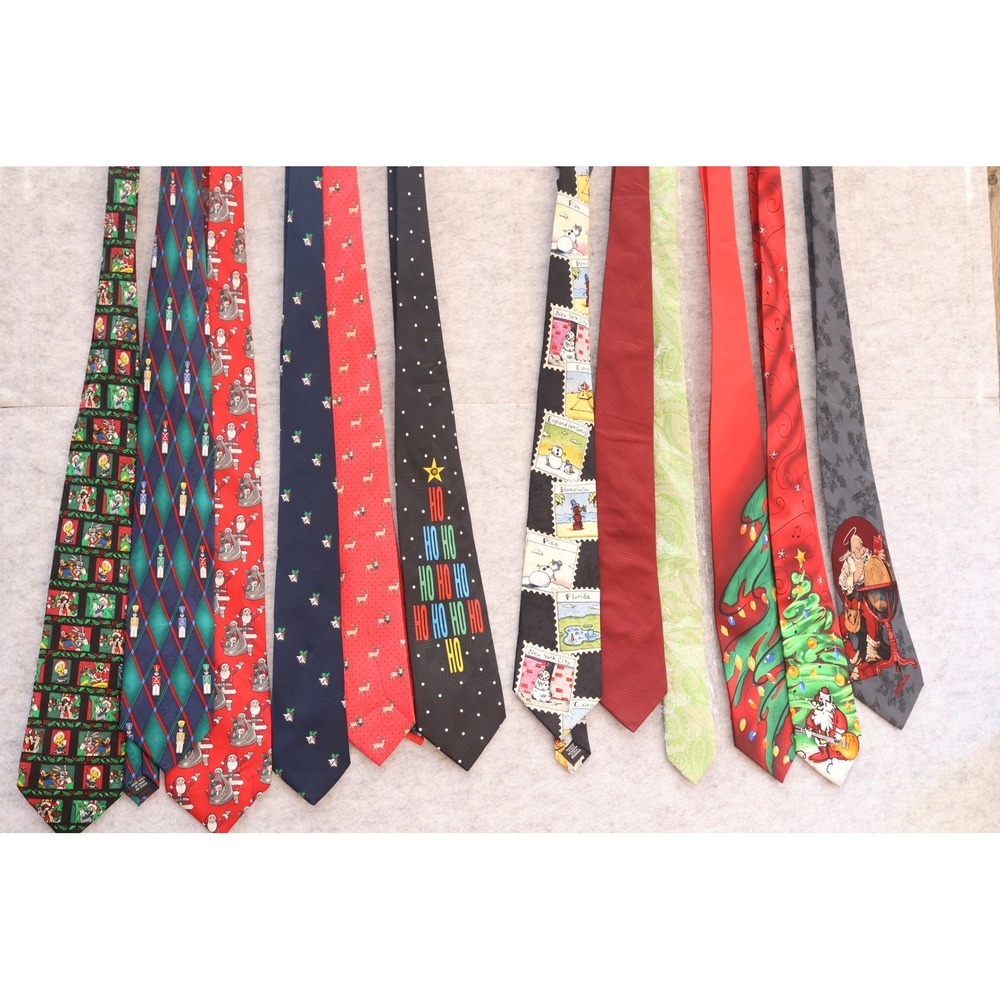 Mens Christmas Holiday Necktie Lot 12pc Looney Tunes Tommy Hilfiger Hugo Boss